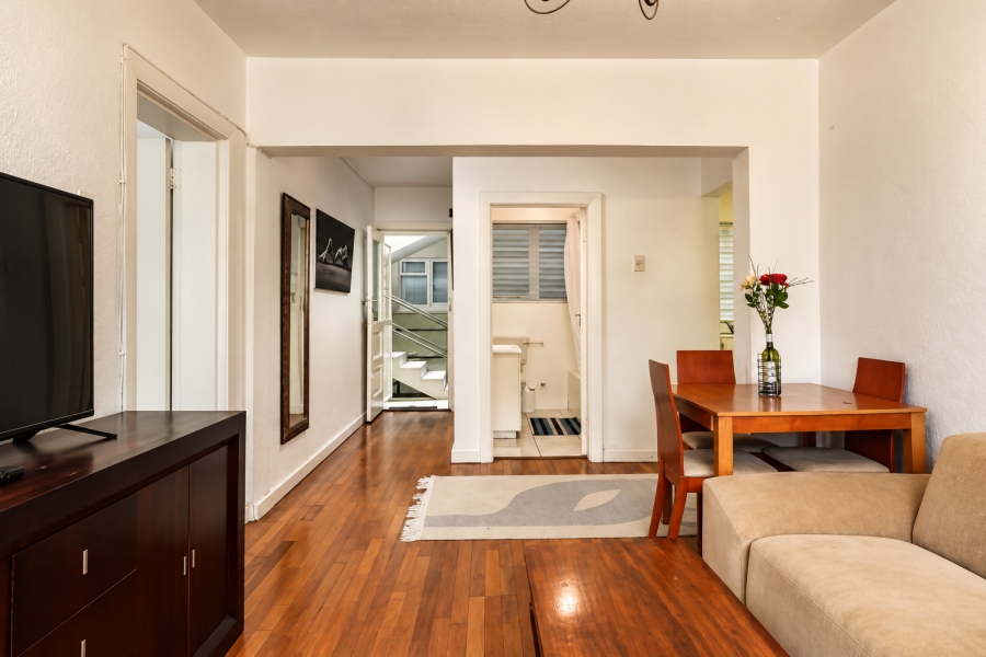 To Let 1 Bedroom Property for Rent in Green Point Western Cape